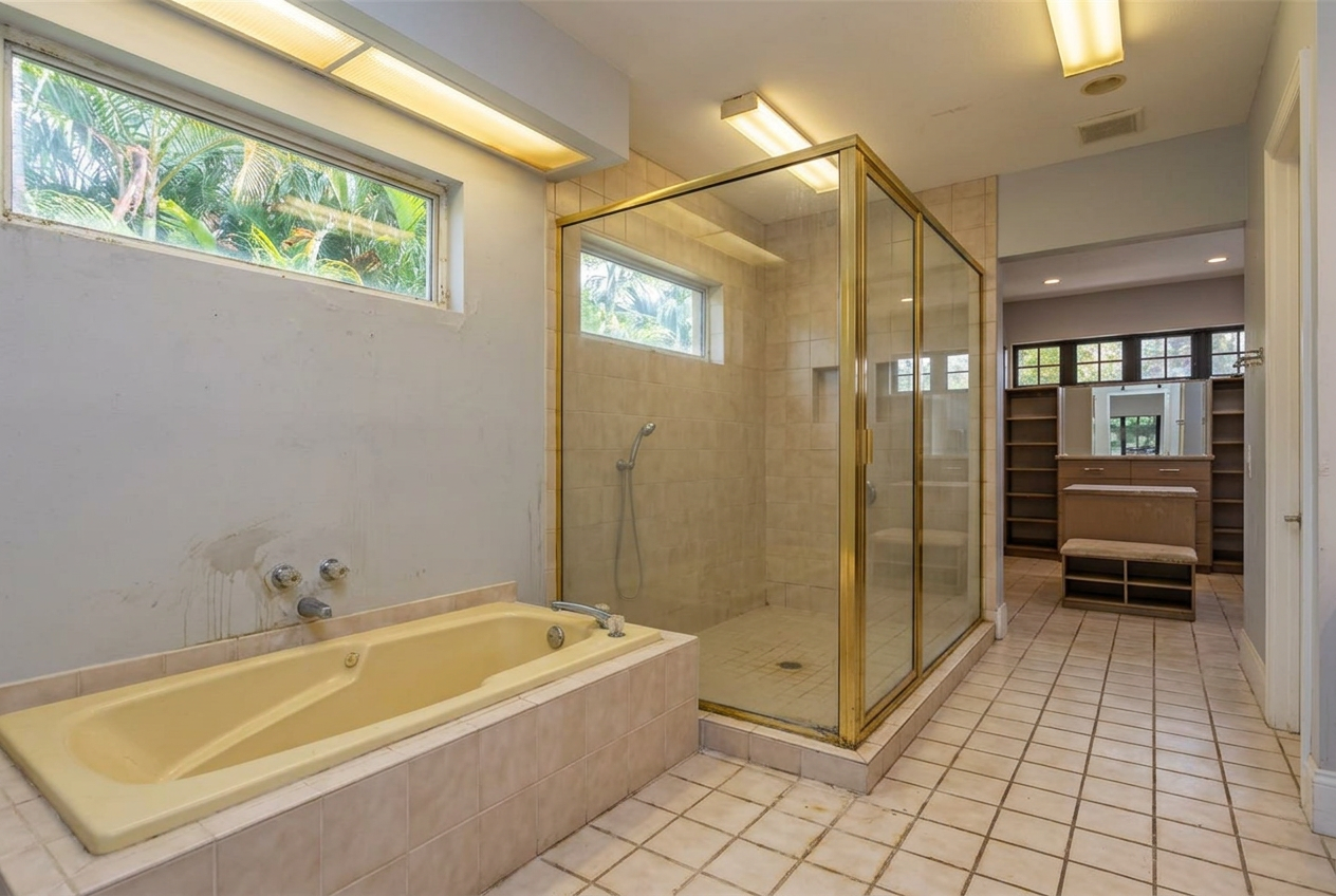 The same bathroom visualised before renovation